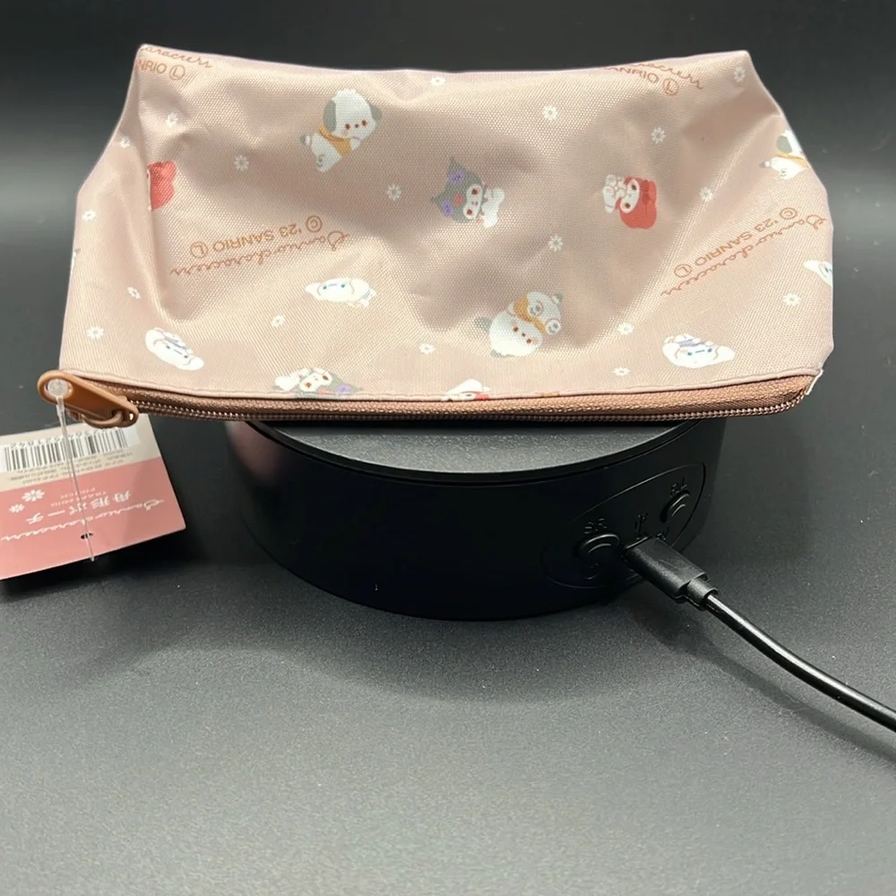 NWT Sanrio Character Pouch - Pink